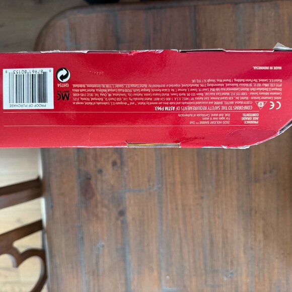 NRFB 2020 Holiday Barbie - Picture 5 of 5